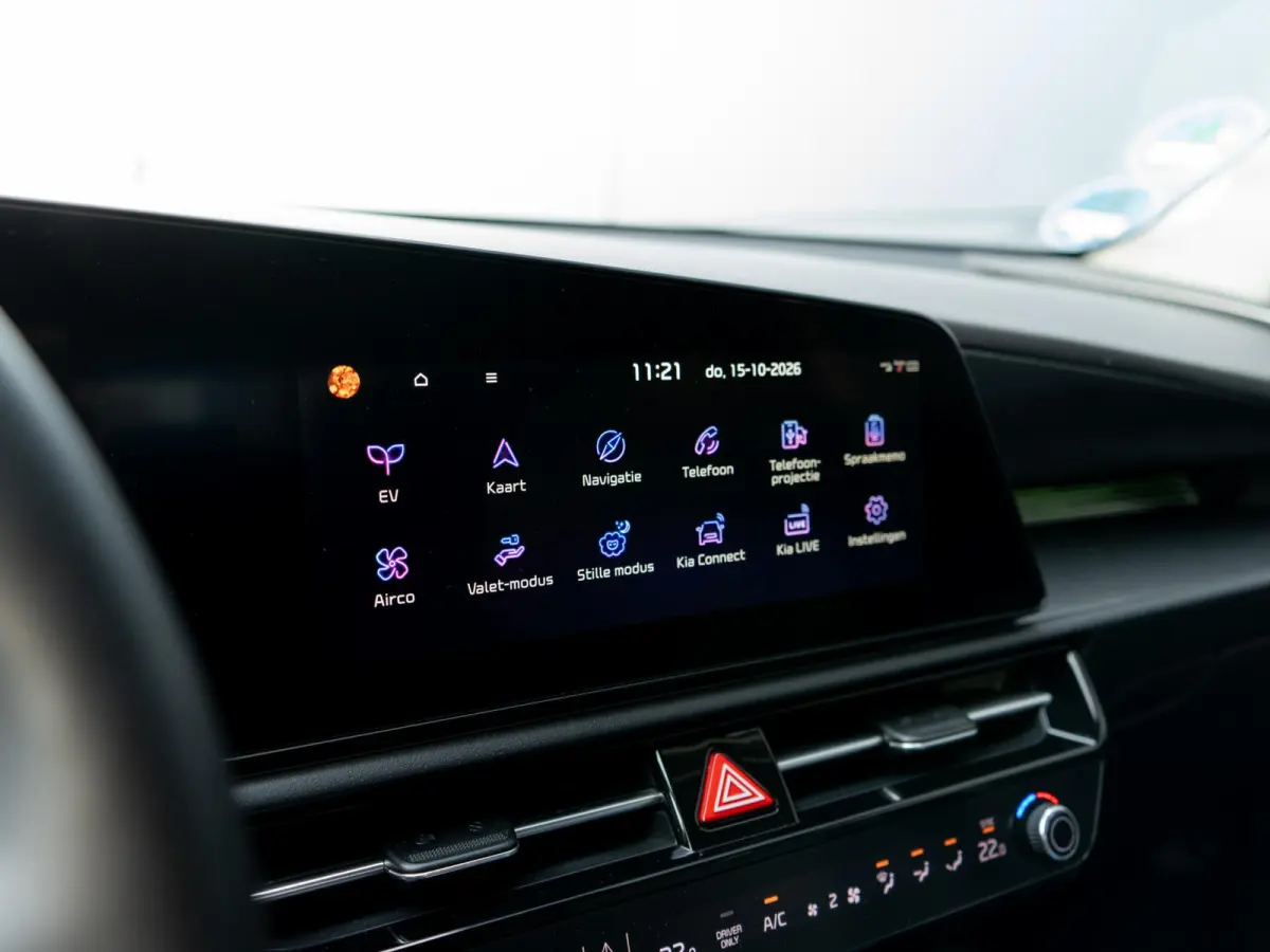 Edition Advanced 64.8 kWh Trekhaak | Navi | Stuur-/stoelverwarming | CarPlay | Achteruitrijcamera |
