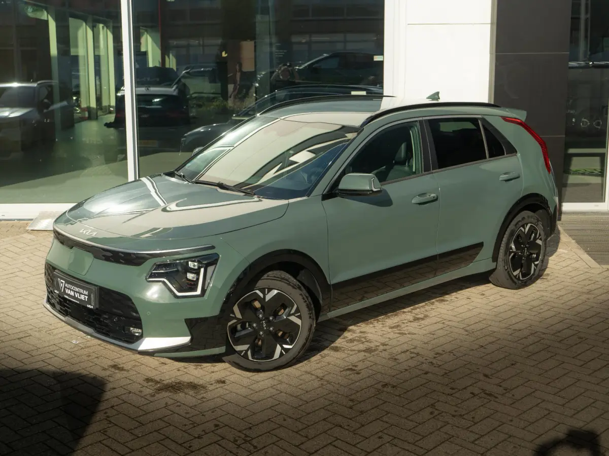 Edition Advanced 64.8 kWh Trekhaak | Navi | Stuur-/stoelverwarming | CarPlay | Achteruitrijcamera |