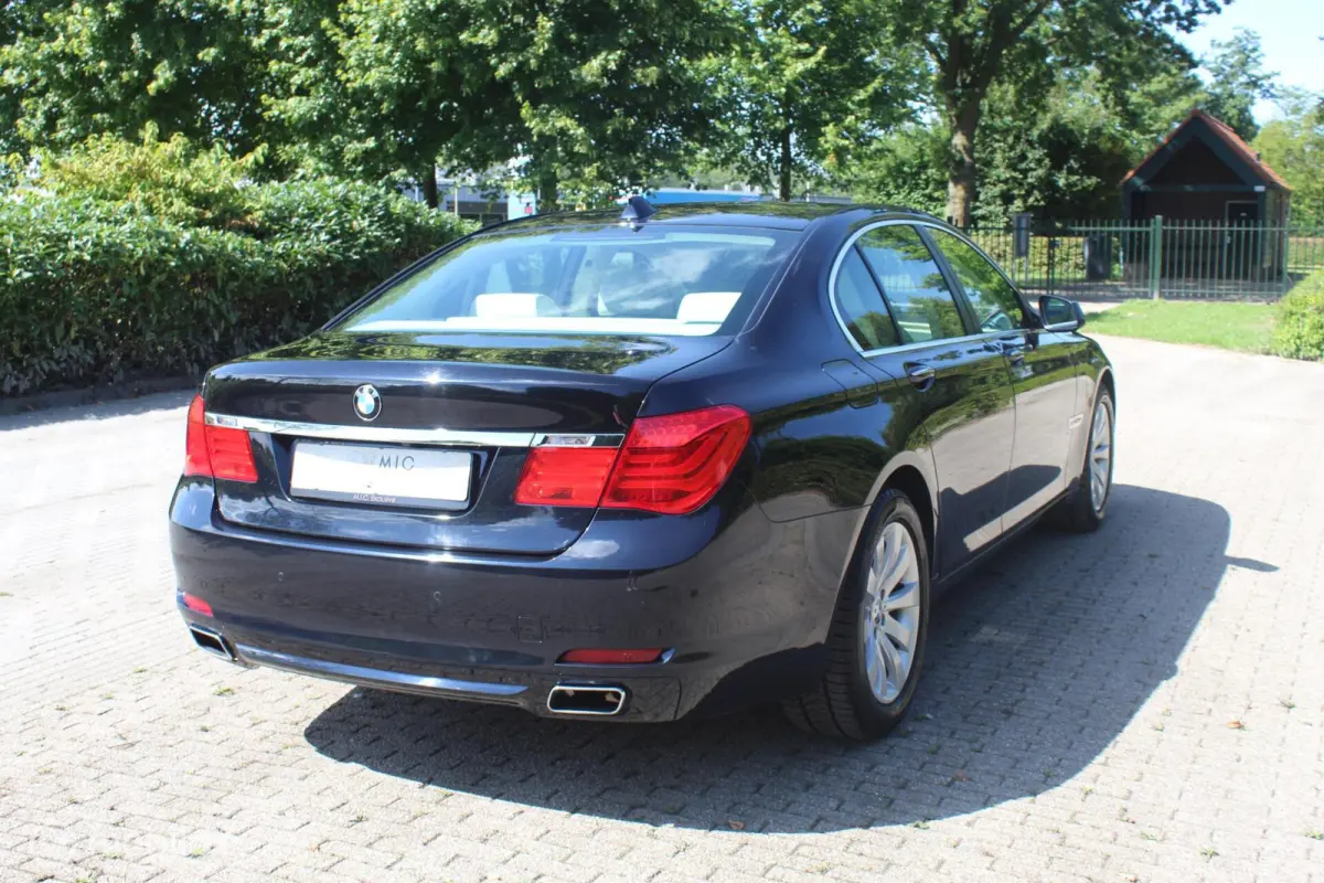750i xDrive
