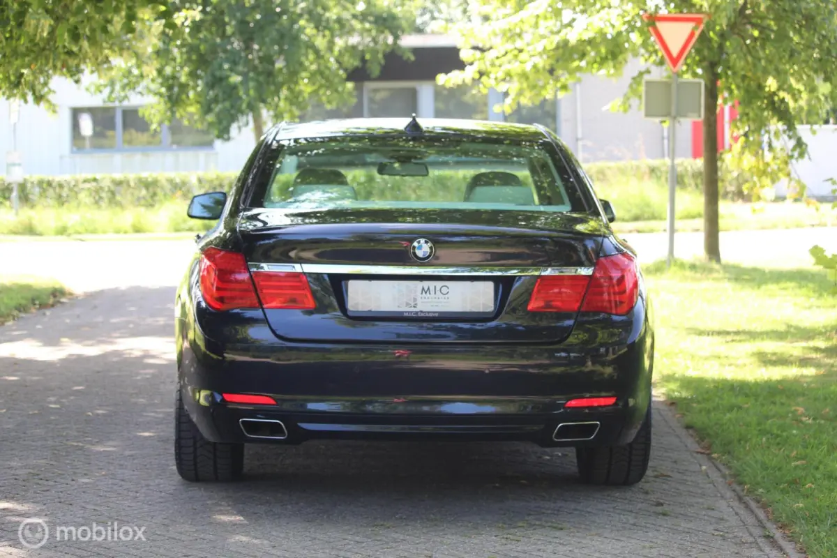 750i xDrive