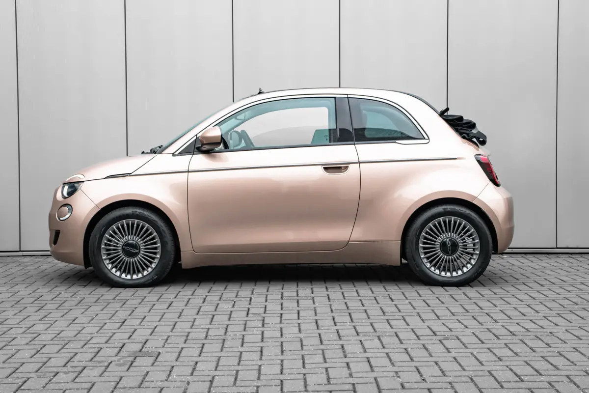 Icon 42KWH l Uniek!! Slecht 82km! l SOH 100% | Climate Control l Cr Control l 16" Lm Velgen l