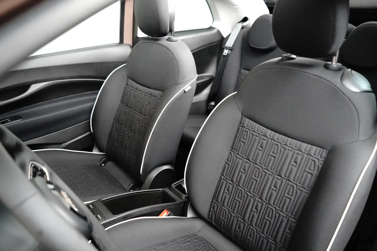 Icon 42KWH l Uniek!! Slecht 82km! l Apple Car Play/Android l Climate Control l Cr Control l Camera l Sensoren l 16" Lm Velgen l