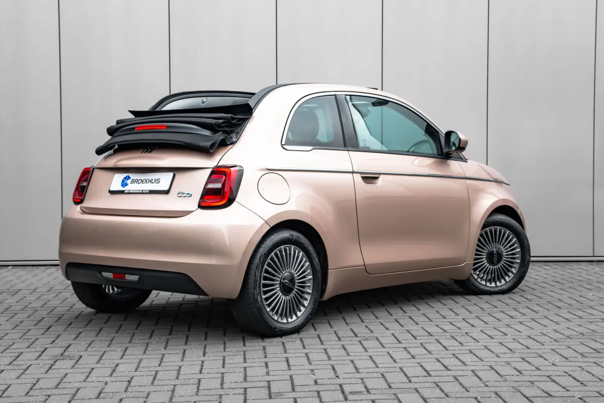 Icon 42KWH l Uniek!! Slecht 82km! l Climate Control l Cr Control l 16" Lm Velgen l