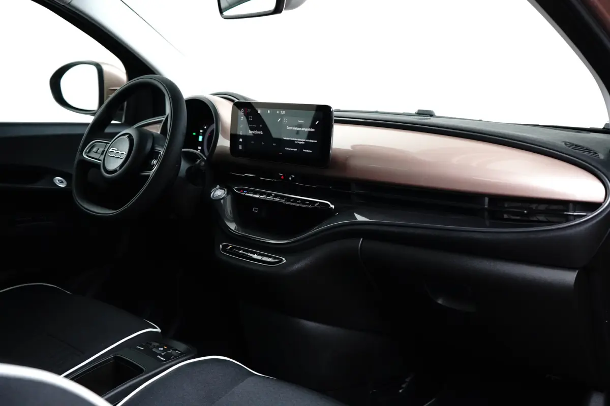 Icon 42KWH l Uniek!! Slecht 82km! l Apple Car Play/Android l Climate Control l Cr Control l Camera l Sensoren l 16" Lm Velgen l