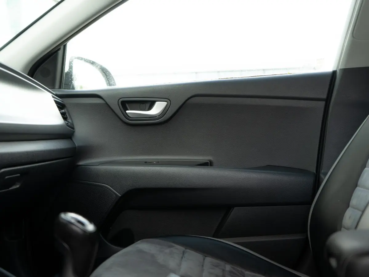 1.0 TGDI Design Edition | Navigatie | Achteruitrijcamera | Airco |