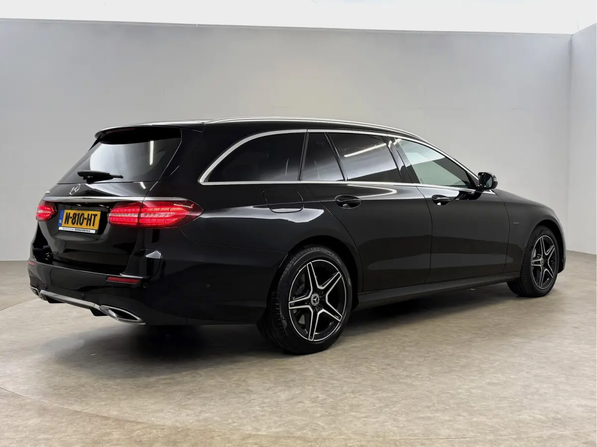 300 e Business Solution AMG | Pano | Sfeer | Camera | Sfeer | Carplay | LED | Clima | Cruise