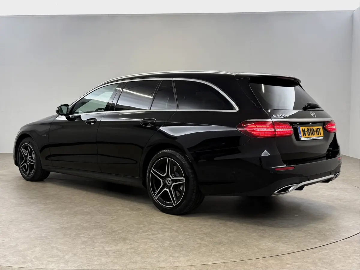 300 e Business Solution AMG | Pano | Sfeer | Camera | Sfeer | Carplay | LED | Clima | Cruise