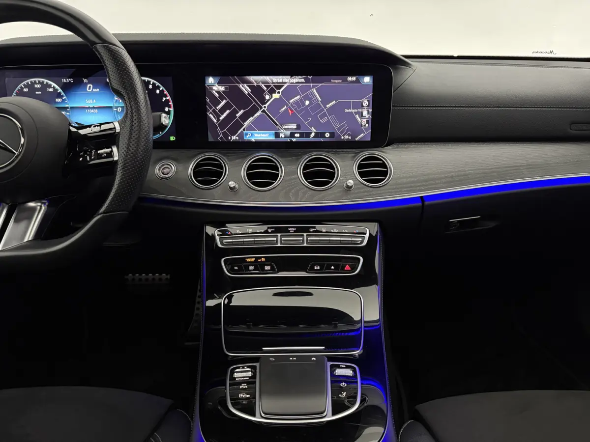300 e Business Solution AMG | Pano | Sfeer | Camera | Sfeer | Carplay | LED | Clima | Cruise