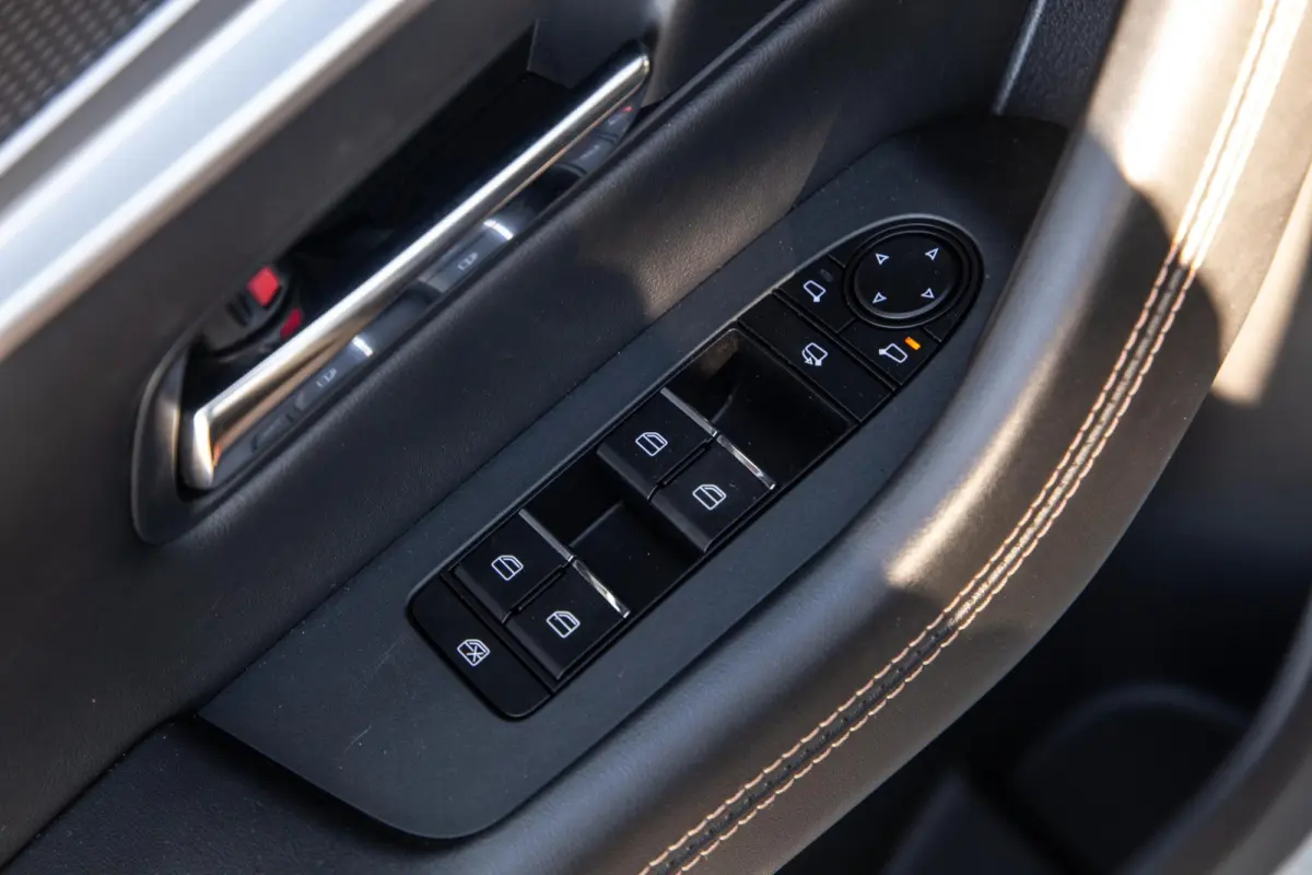 2.5 e-SkyActiv PHEV Homura PANORAMA / TREKHAAK / 360 CAMERA / STOELVERWARMING + KOELING / CARPLAY / ADAPTIVE CRUISE