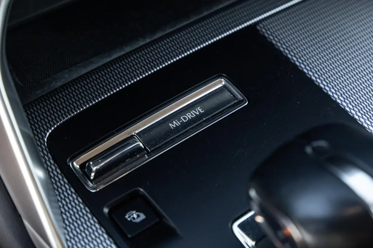 2.5 e-SkyActiv PHEV Homura PANORAMA / TREKHAAK / 360 CAMERA / STOELVERWARMING + KOELING / CARPLAY / ADAPTIVE CRUISE