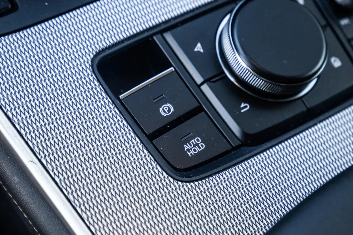 2.5 e-SkyActiv PHEV Homura PANORAMA / TREKHAAK / 360 CAMERA / STOELVERWARMING + KOELING / CARPLAY / ADAPTIVE CRUISE