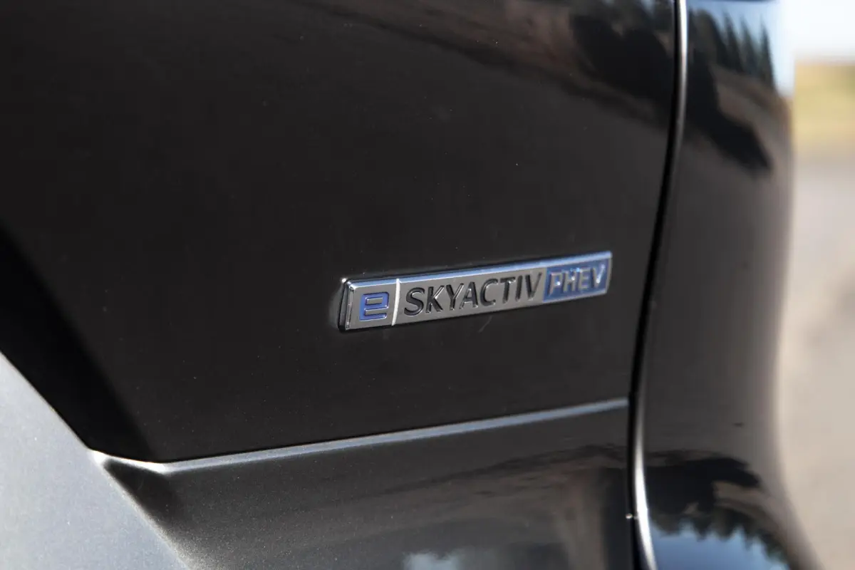2.5 e-SkyActiv PHEV Homura PANORAMA / TREKHAAK / 360 CAMERA / STOELVERWARMING + KOELING / CARPLAY / ADAPTIVE CRUISE