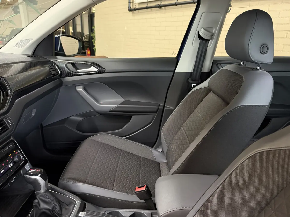 1.0 TSI 115pk DSG Style | Navi | Carplay | 17"| Camera | Led Koplampen | Stoelverwarming | 100% Volkswagen Onderhouden!
