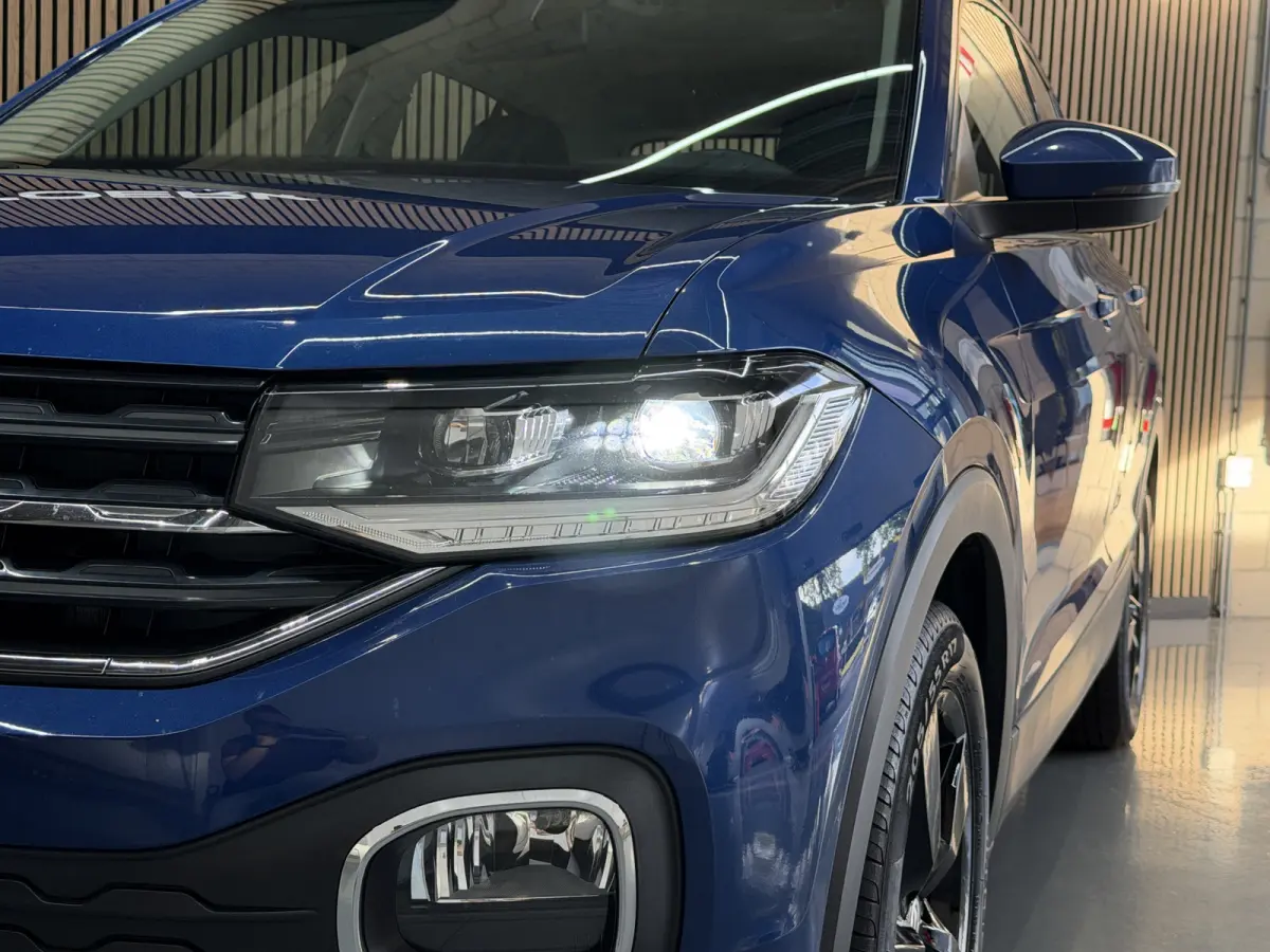 1.0 TSI 115pk DSG Style | Navi | Carplay | 17"| Camera | Led Koplampen | Stoelverwarming | 100% Volkswagen Onderhouden!