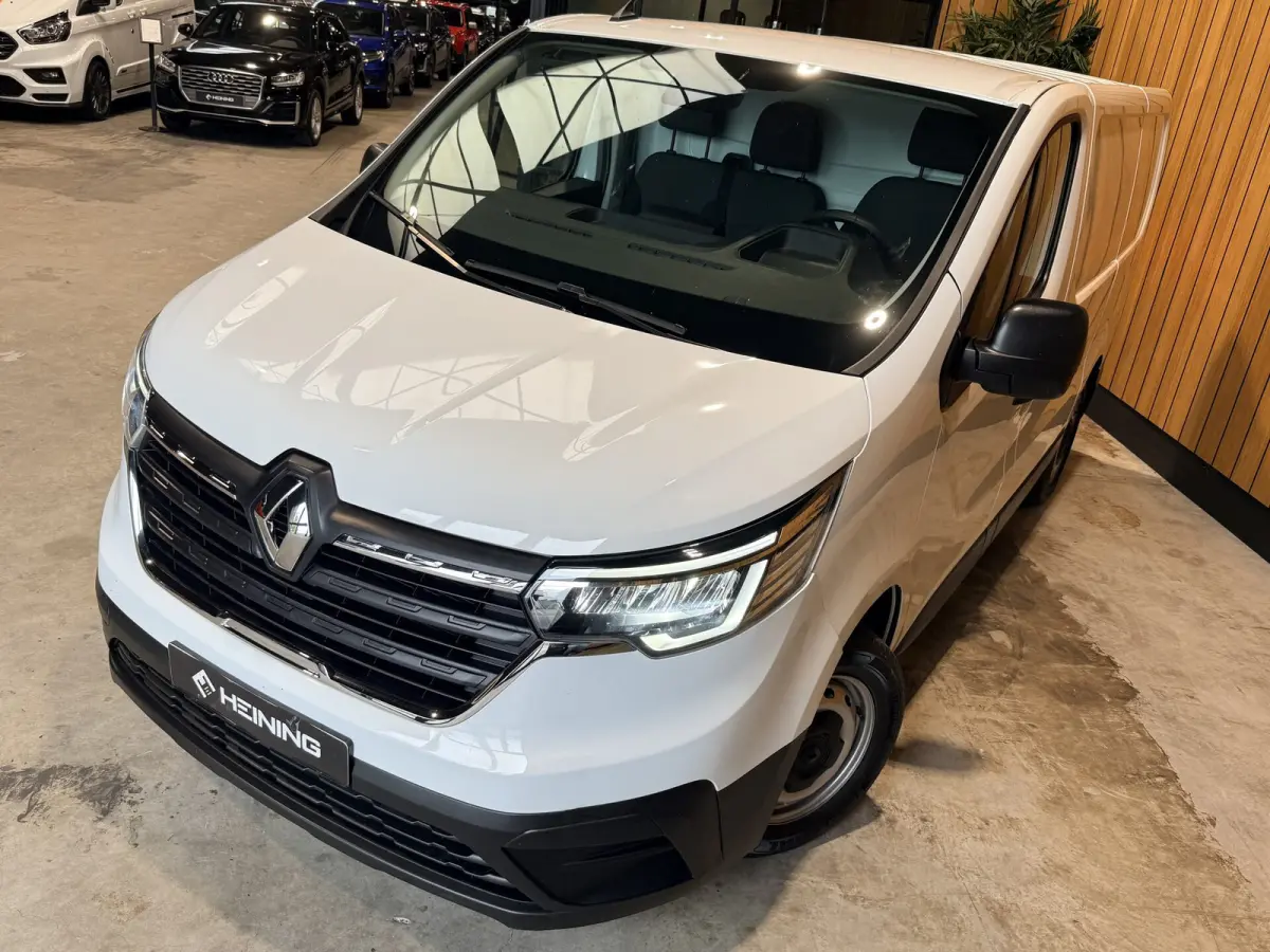 2.0 Blue dCi 110 T29 L1H1 Start