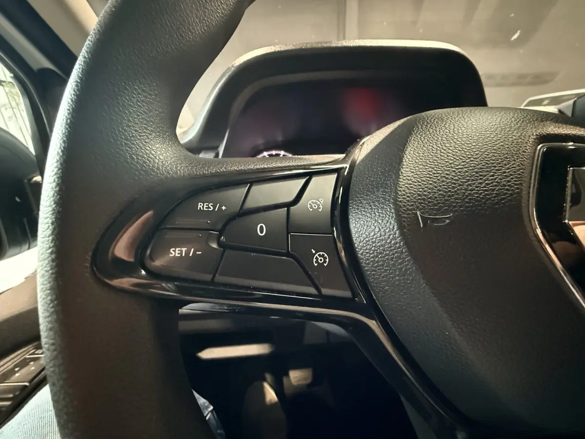 2.0 Blue dCi 110 T29 L1H1 Start