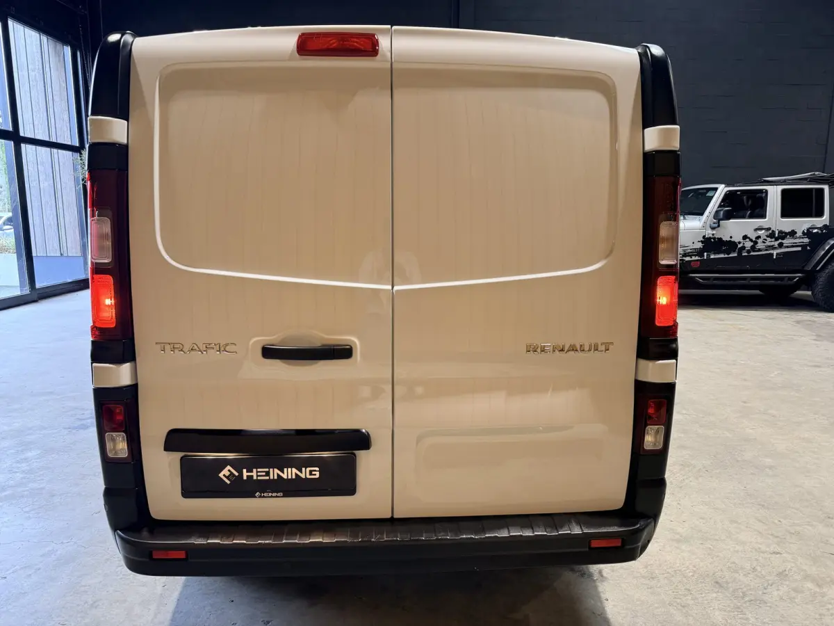 2.0 Blue dCi 110 T29 L1H1 Start