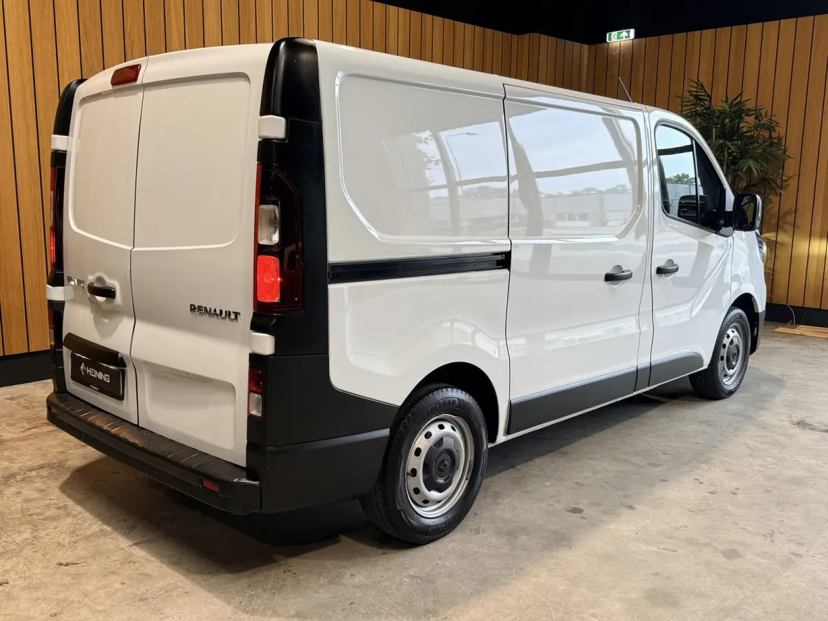 2.0 Blue dCi 110 T29 L1H1 Start
