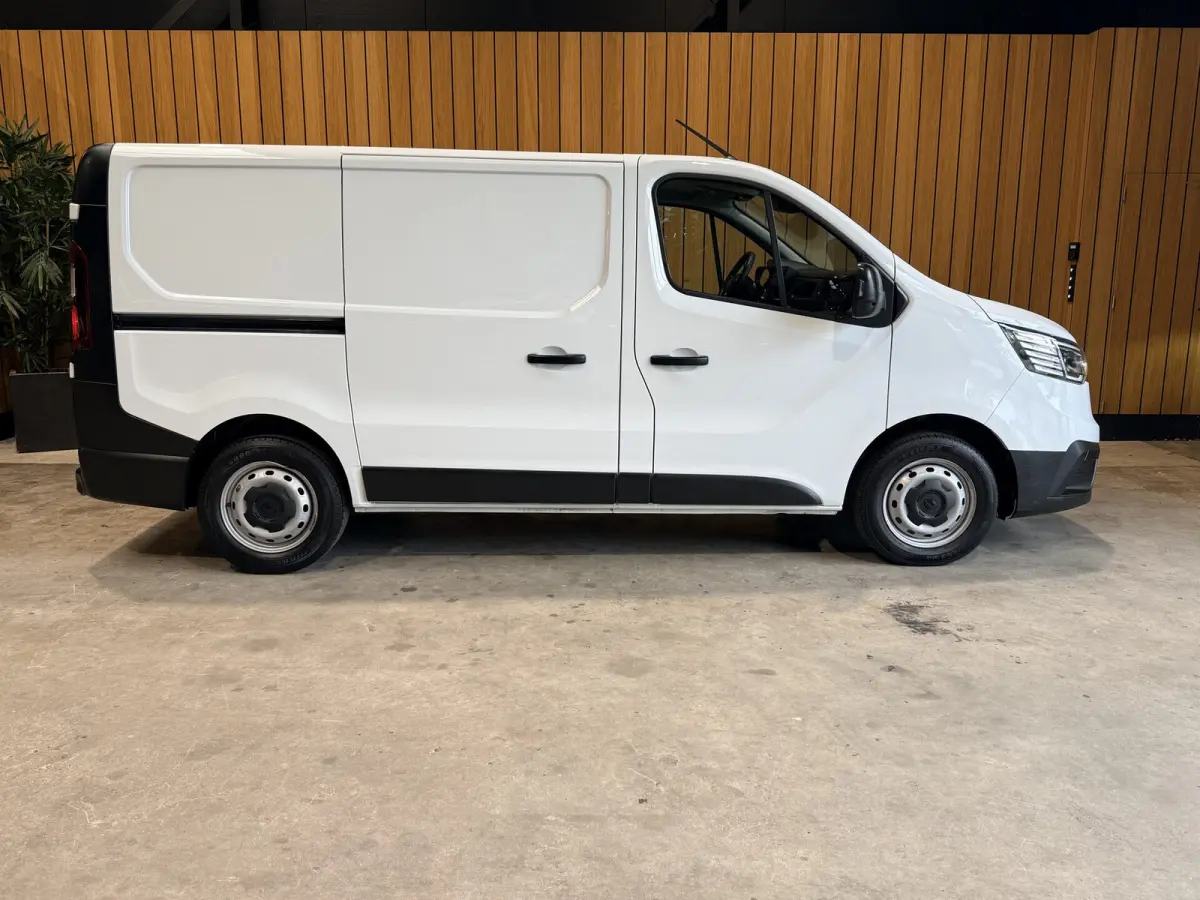 2.0 Blue dCi 110 T29 L1H1 Start
