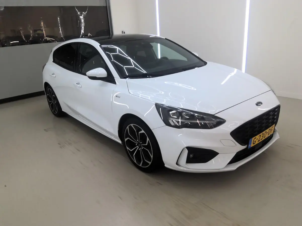 1.0 EcoBoost 125PK ST Line PANO | LED | B&O AUDIO | HUD | KEYLESS