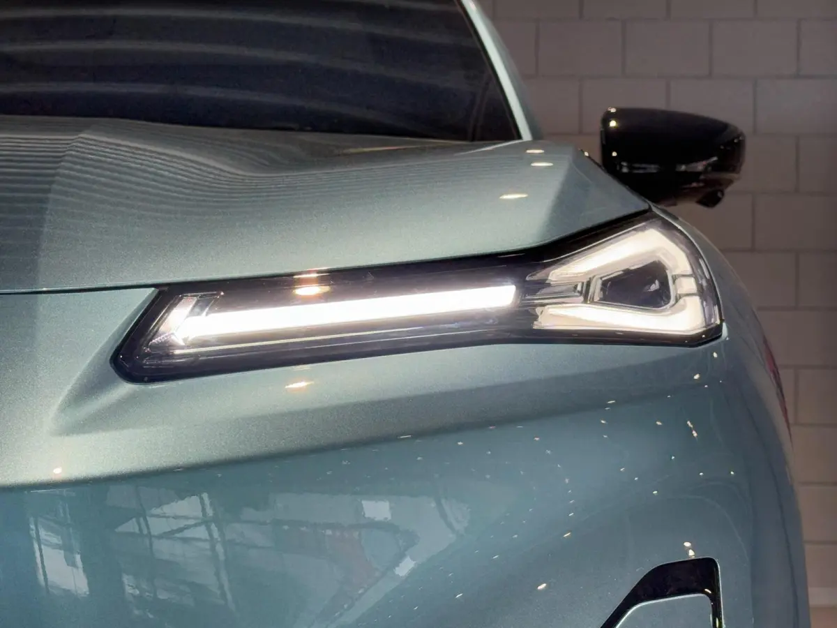 Max 68.8 kWh | VOORRAADACTIE!! | 272PK | Head-Up | Pano | Stoelvent.