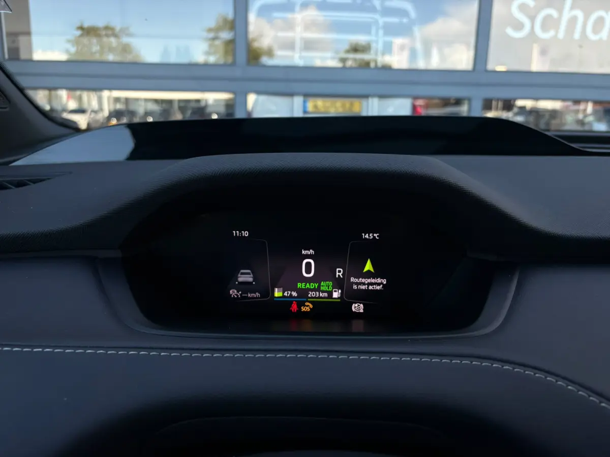 80 Sportline 204 pk | Wegklapbare Trekhaak | Achteruitrijcamera | Apple Carplay |