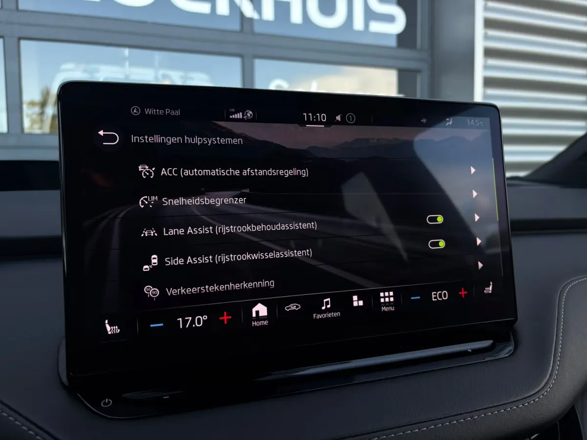 80 Sportline 204 pk | Wegklapbare Trekhaak | Achteruitrijcamera | Apple Carplay |