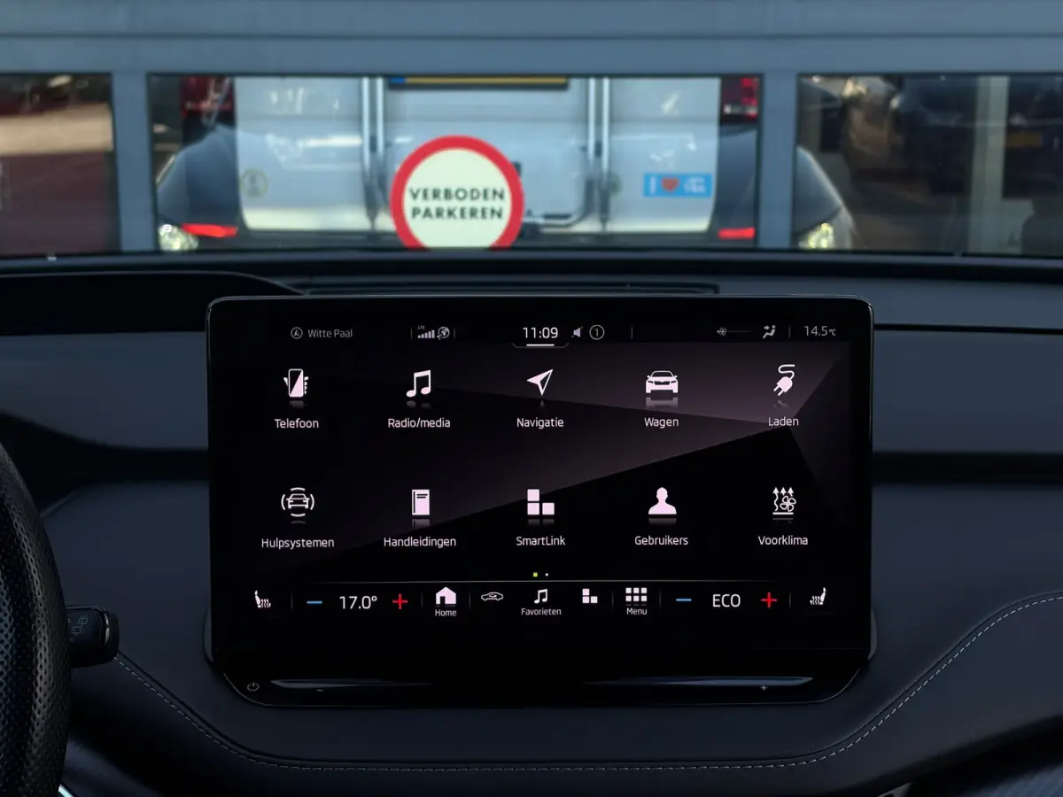 80 Sportline 204 pk | Wegklapbare Trekhaak | Achteruitrijcamera | Apple Carplay |
