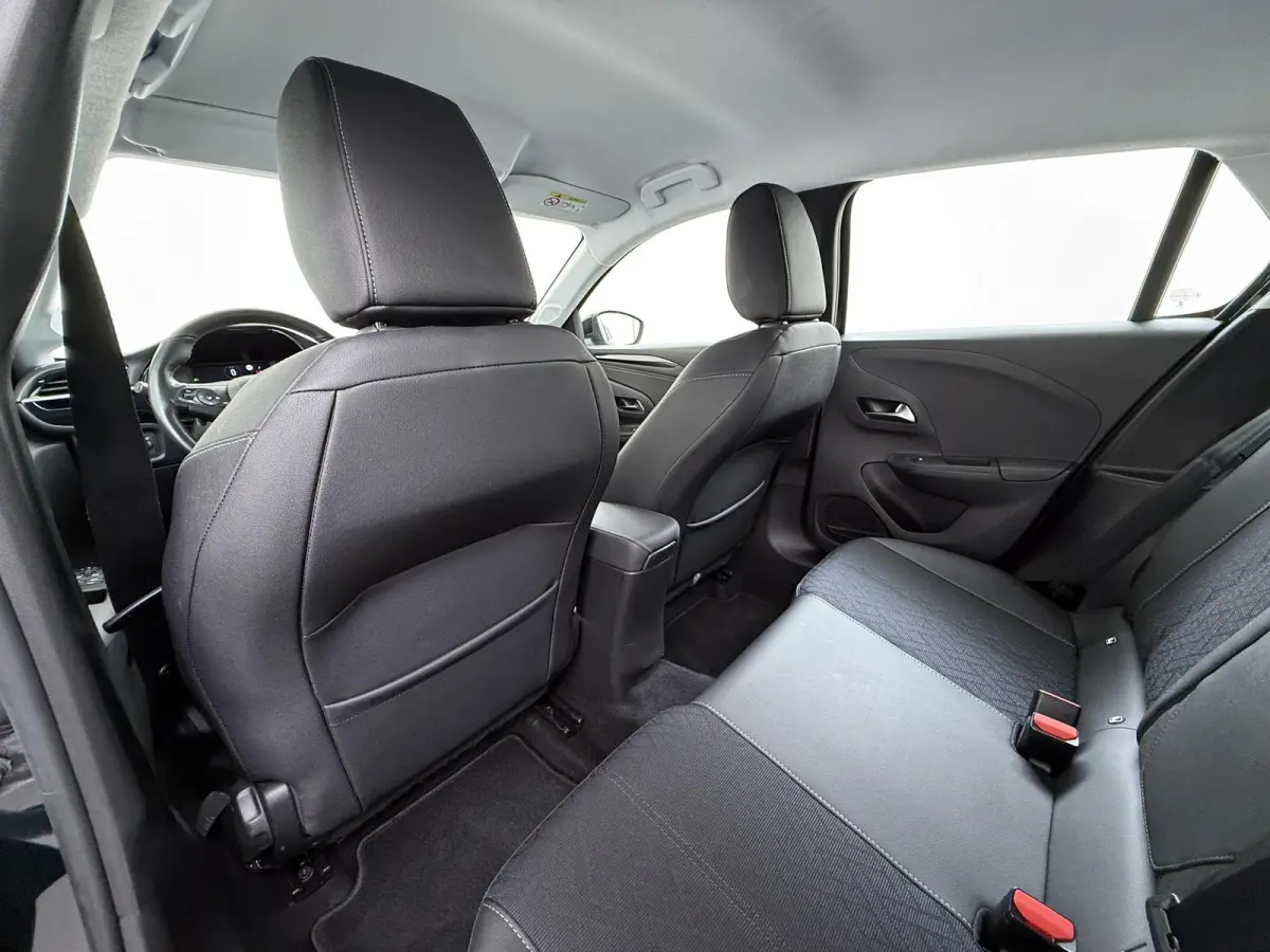 Elegance 50kWh | 1ste eigenaar | 17"LMV | Winterpakket | Navigatie | LEER/Stof | AUTOMAAT