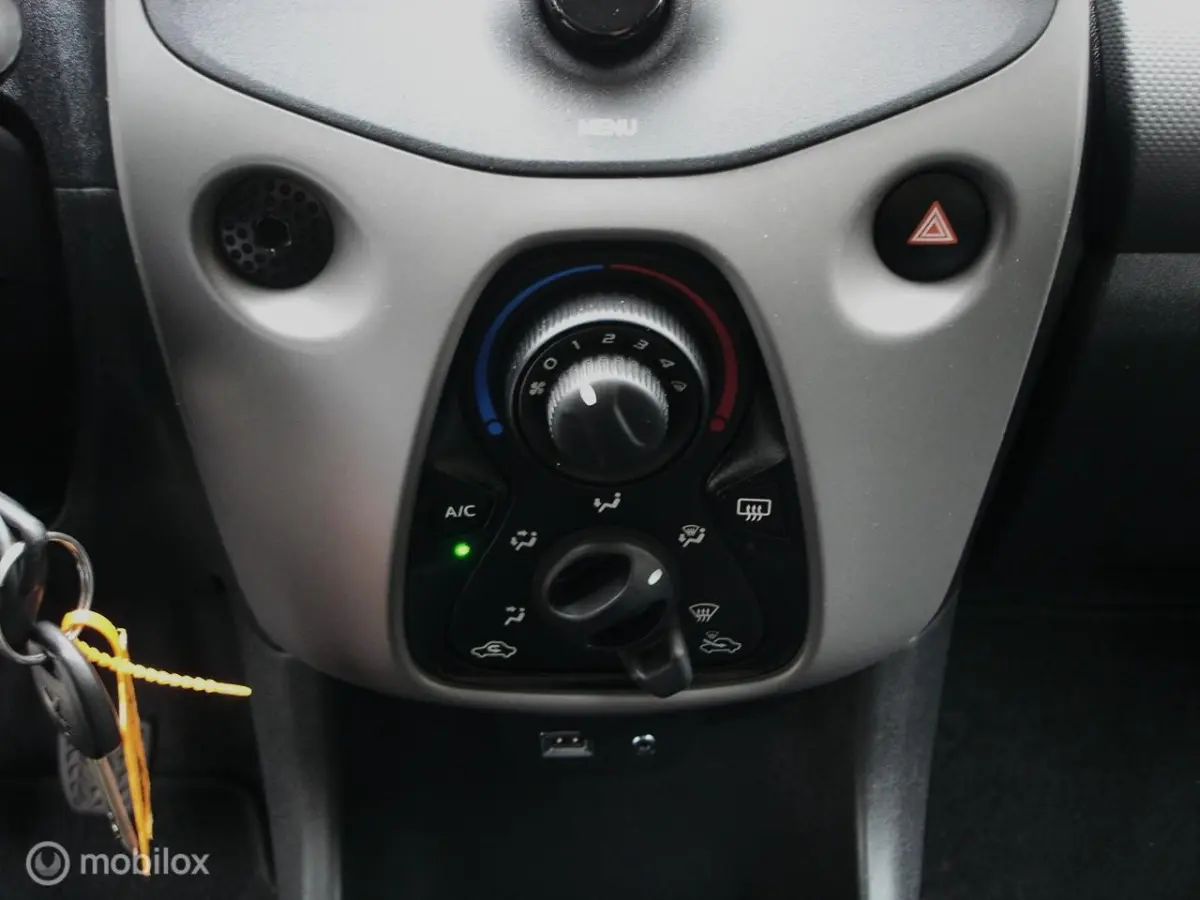 1.0 e-VTi Active (Bj 2021) Dealer|Airco|NL-Auto
