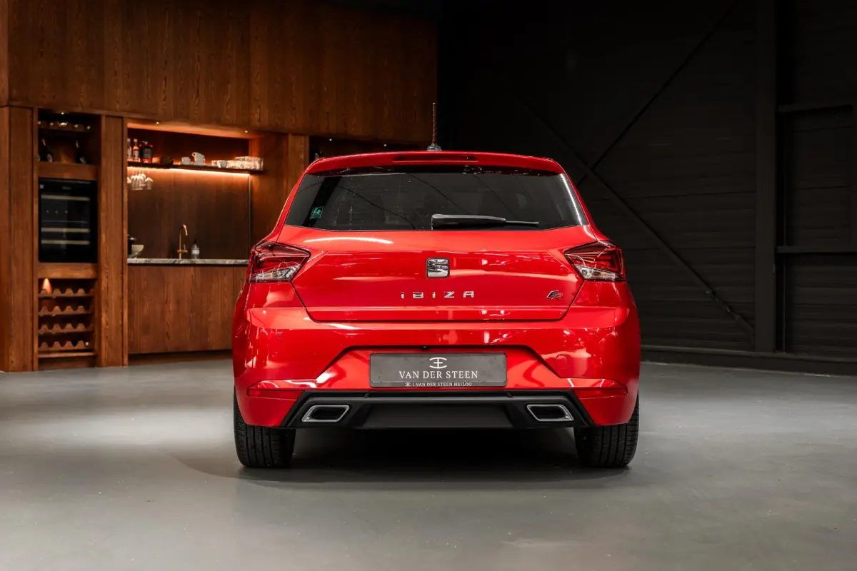 1.0 TSI FR Business Intense Keyless | Stoelverwarming