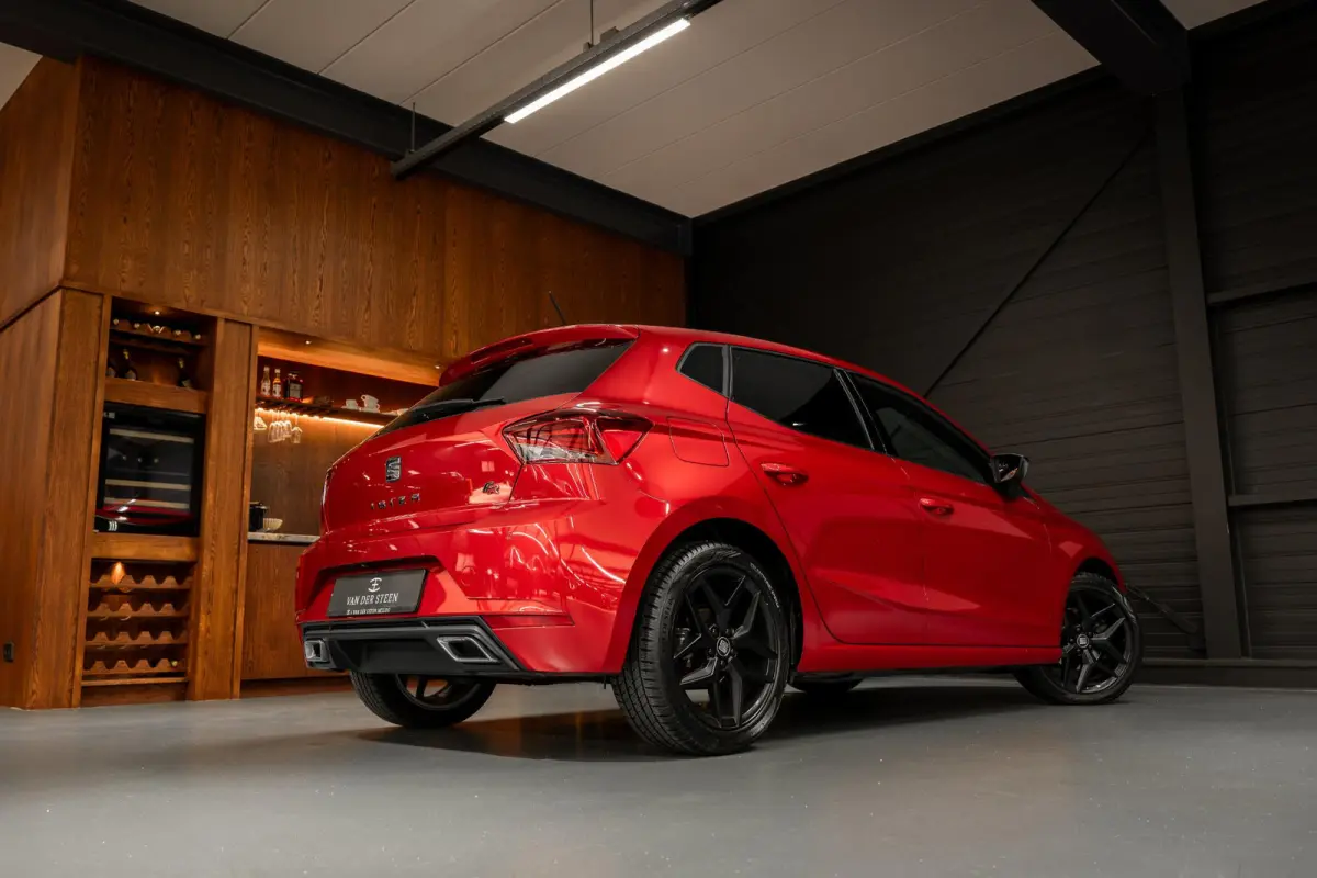1.0 TSI FR Business Intense Keyless | Stoelverwarming