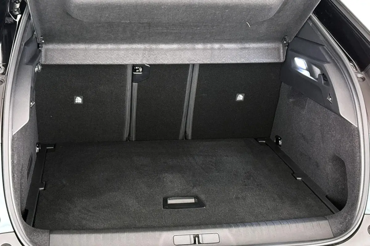 1.6 plug-in Hybrid 225 GT Panoramadak Stuur-Stoelverwarming 360 Camera