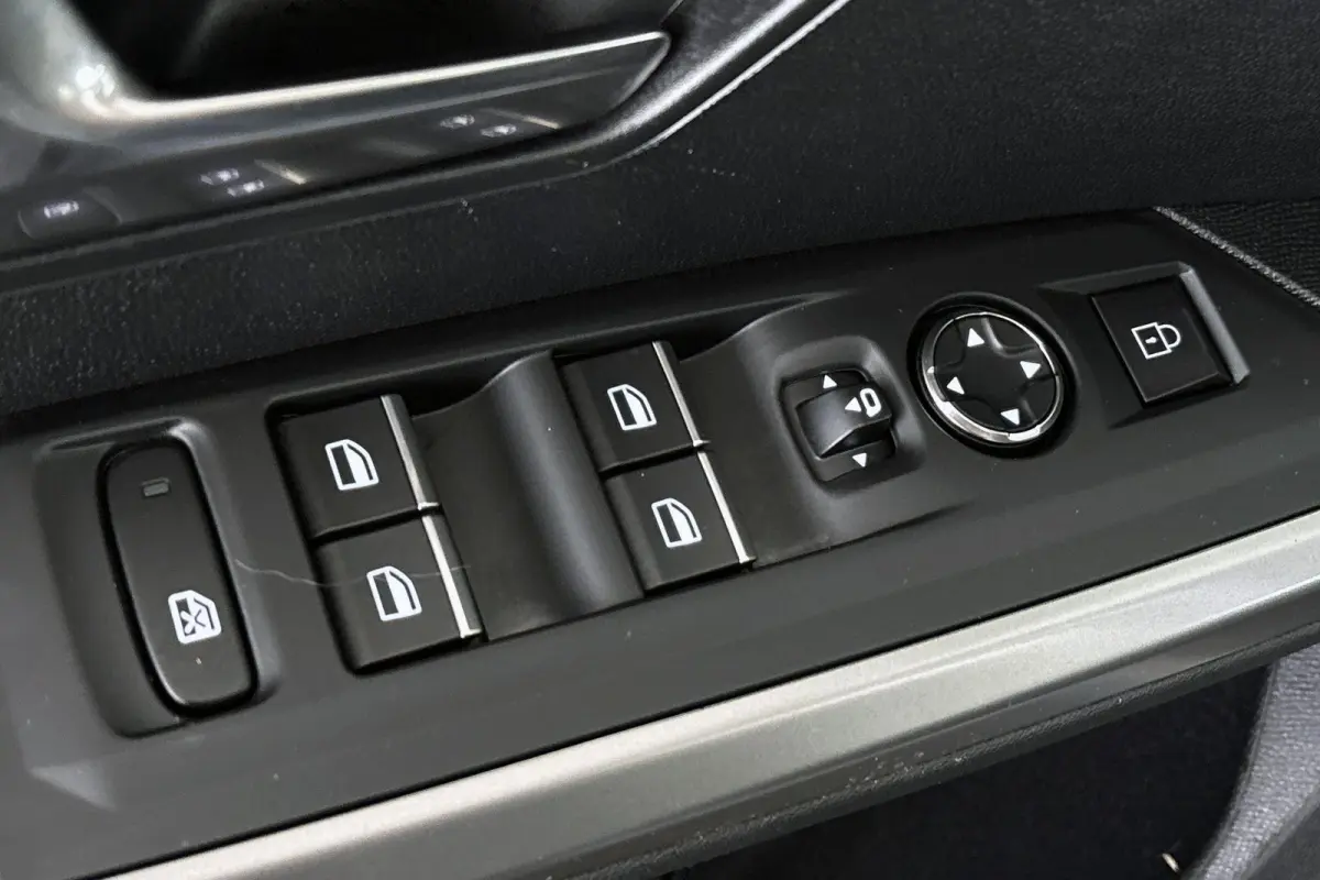1.6 plug-in Hybrid 225 GT Panoramadak Stuur-Stoelverwarming 360 Camera