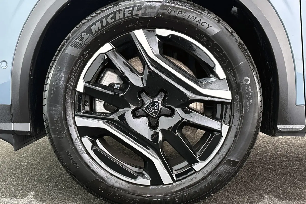 1.6 plug-in Hybrid 225 GT Panoramadak Stuur-Stoelverwarming 360 Camera