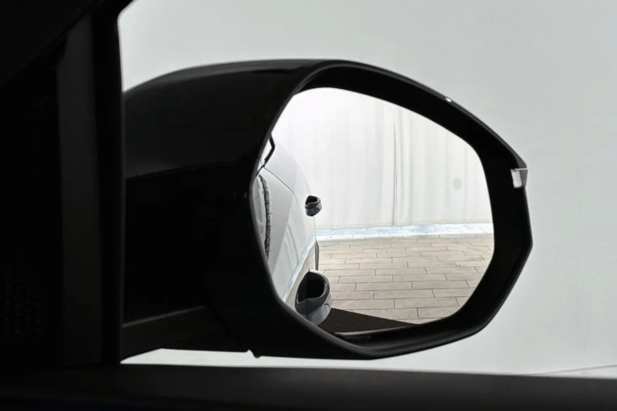 1.6 plug-in Hybrid 225 GT Panoramadak Stuur-Stoelverwarming 360 Camera