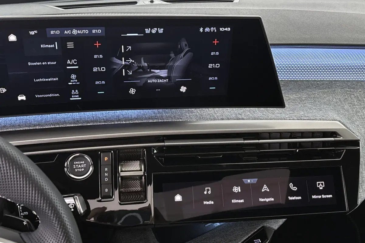 1.6 plug-in Hybrid 225 GT Panoramadak Stuur-Stoelverwarming 360 Camera