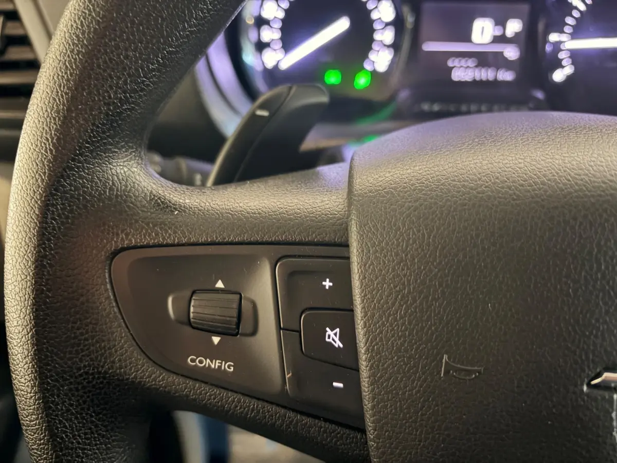 Automaat 2.0 CDTI 144pk euro6 L3H1 Edition, 3persoons, Airco, CruiseControl, Navigatie, Trekhaak, Rijklaarprijs