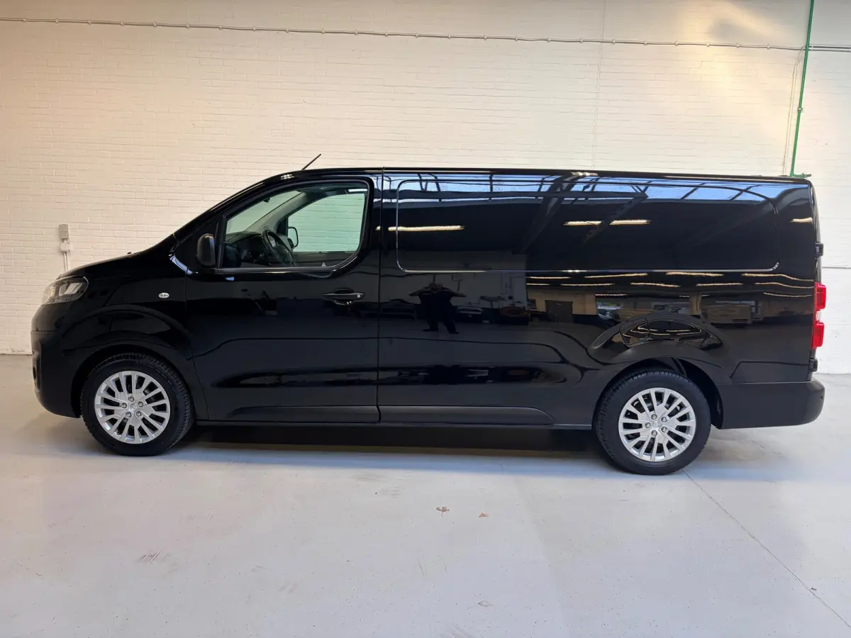 Automaat 2.0 CDTI 144pk euro6 L3H1 Edition, 3persoons, Airco, CruiseControl, Navigatie, Trekhaak, Rijklaarprijs
