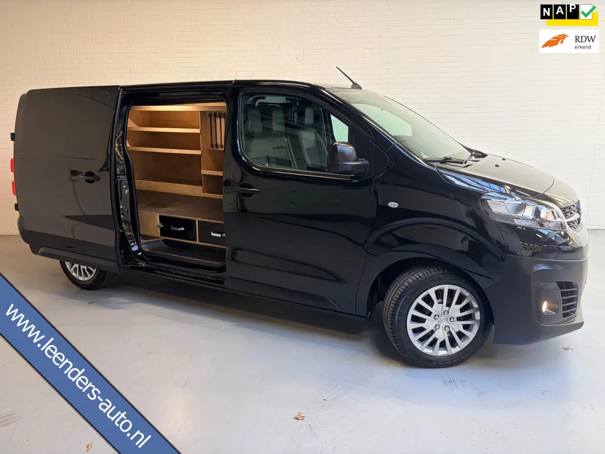 Automaat 2.0 CDTI 144pk euro6 L3H1 Edition, 3persoons, Airco, CruiseControl, Navigatie, Trekhaak, Rijklaarprijs
