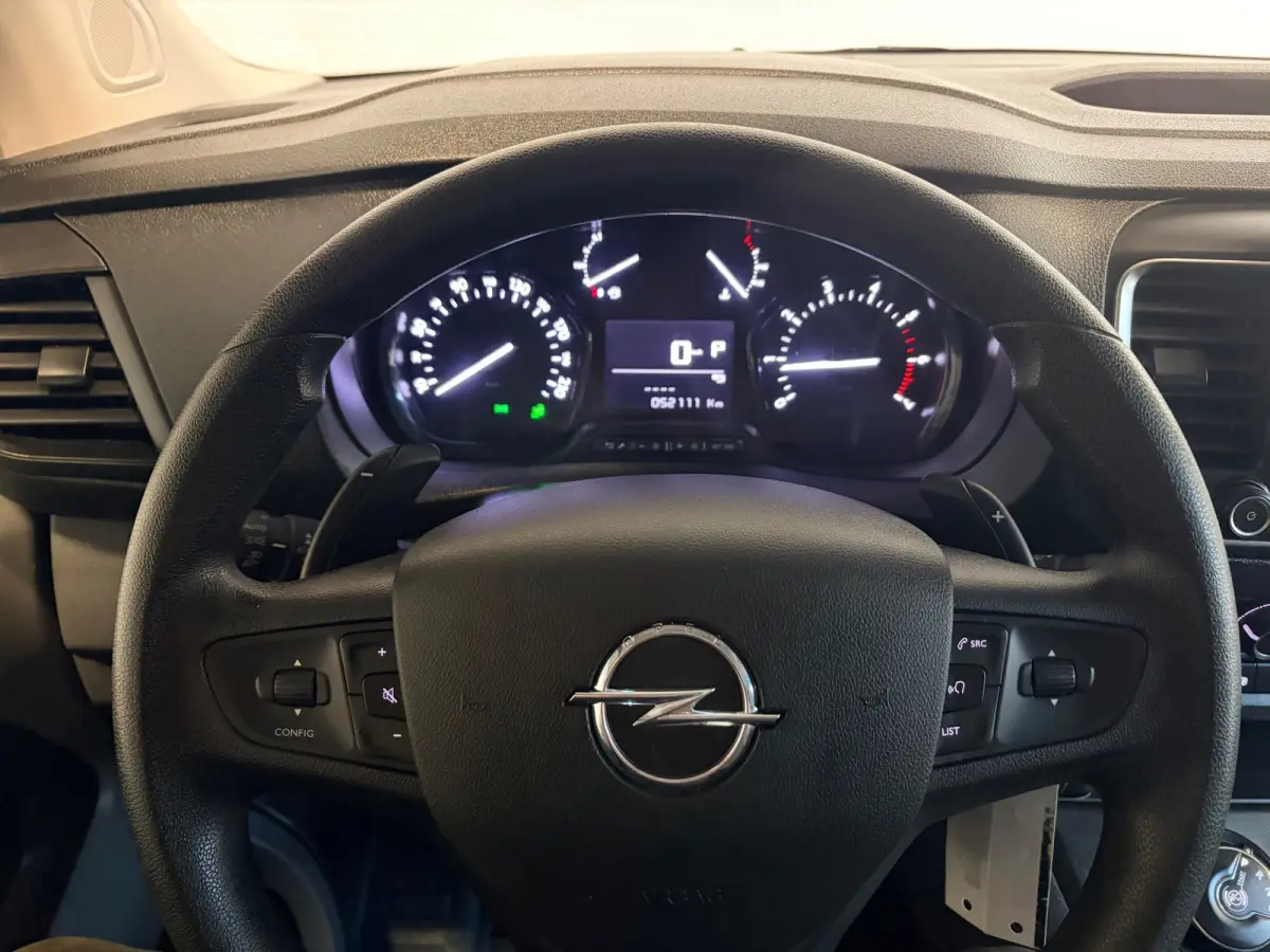 Automaat 2.0 CDTI 144pk euro6 L3H1 Edition, 3persoons, Airco, CruiseControl, Navigatie, Trekhaak, Rijklaarprijs