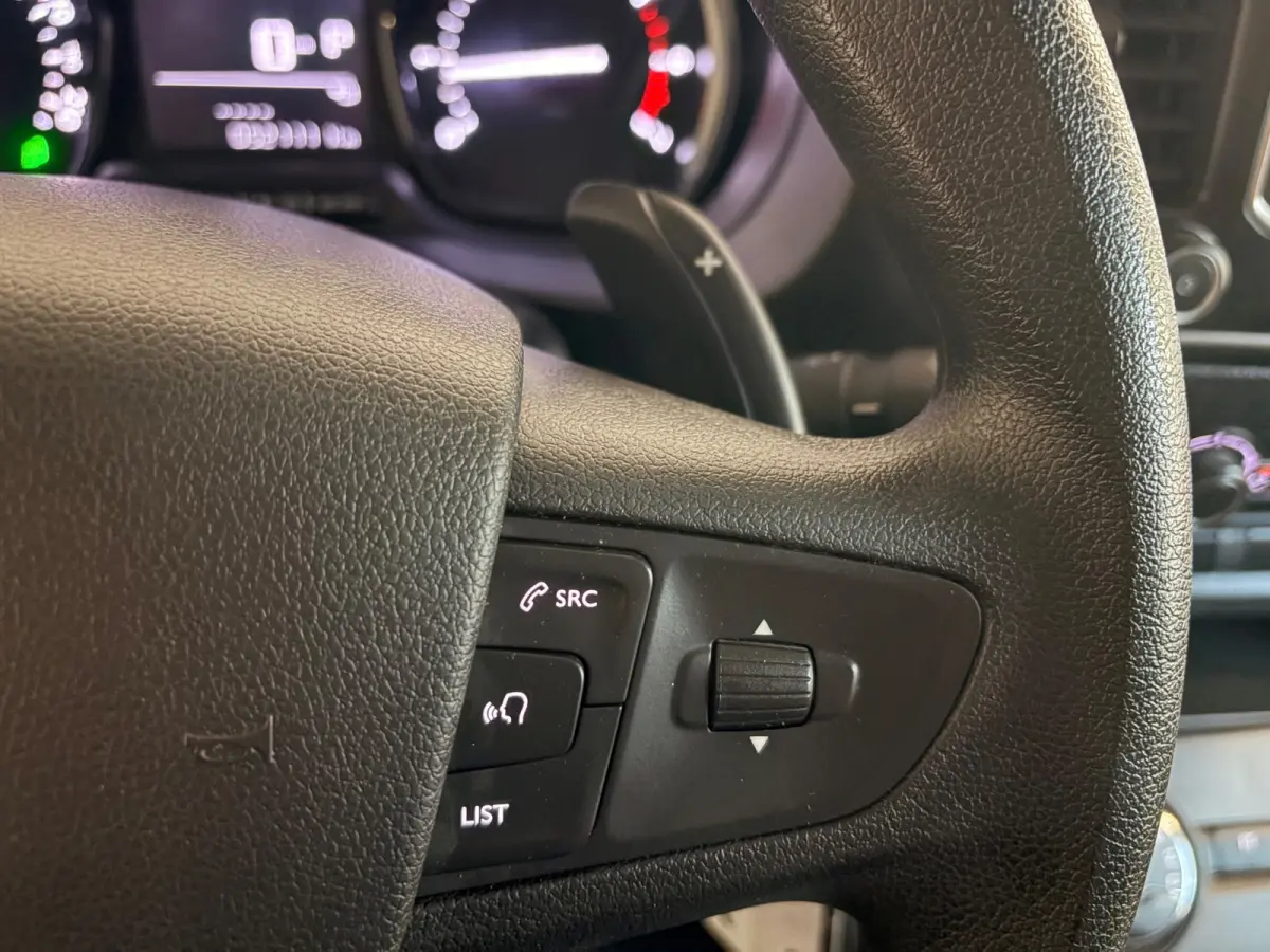 Automaat 2.0 CDTI 144pk euro6 L3H1 Edition, 3persoons, Airco, CruiseControl, Navigatie, Trekhaak, Rijklaarprijs