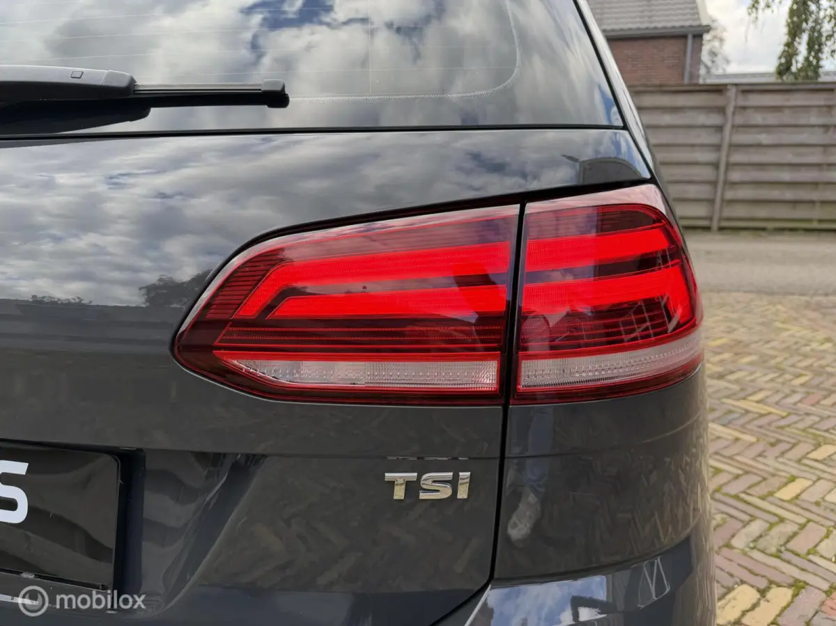 1.0TSI 110pk Airco | Carplay | PDC | LMV