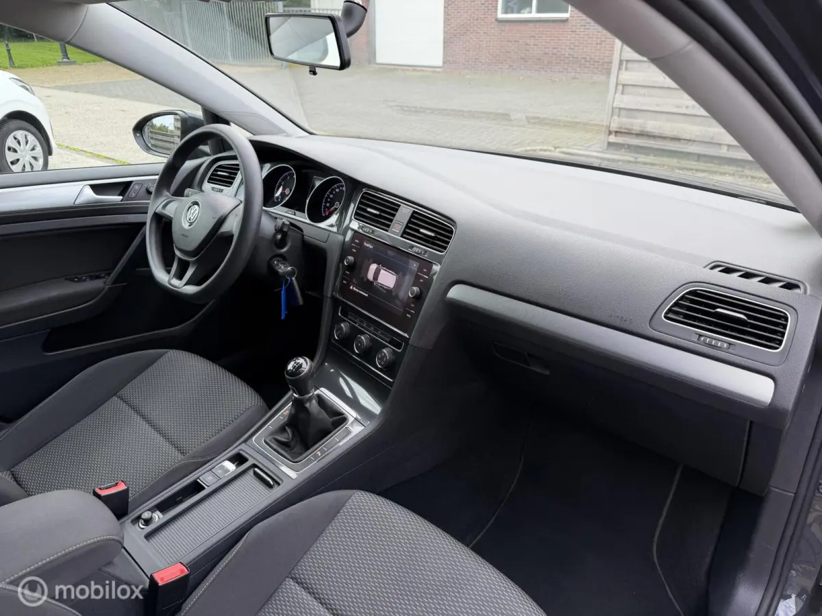 1.0TSI 110pk Airco | Carplay | PDC | LMV