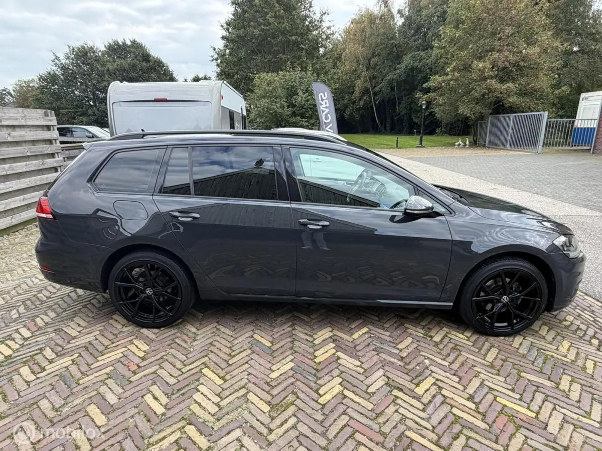 1.0TSI 110pk Airco | Carplay | PDC | LMV