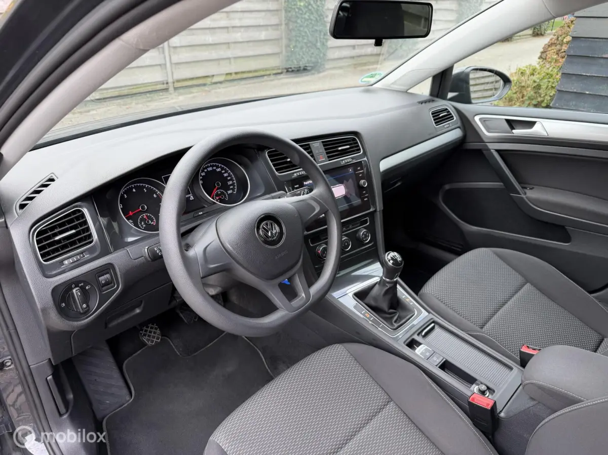 1.0TSI 110pk Airco | Carplay | PDC | LMV