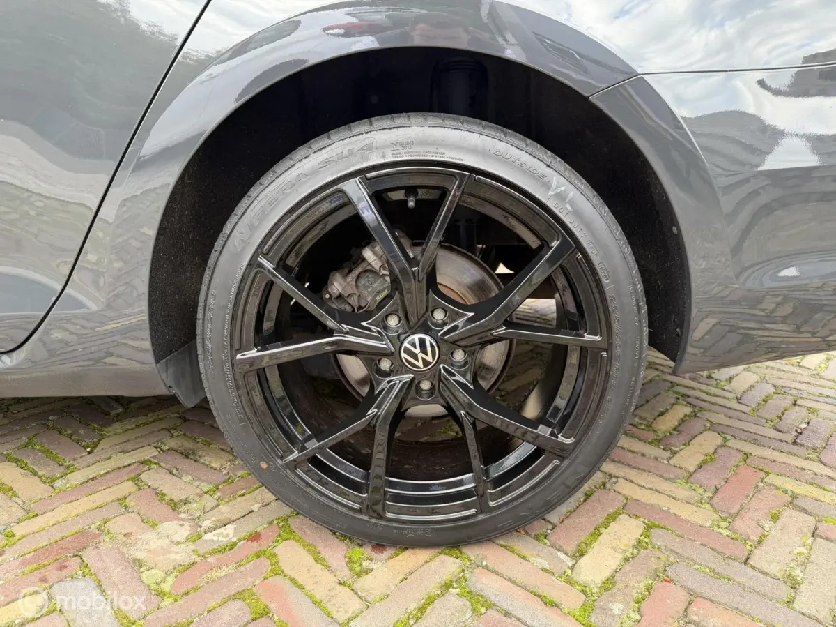 1.0TSI 110pk Airco | Carplay | PDC | LMV