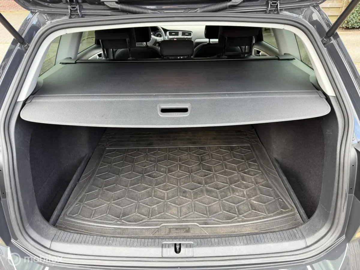 1.0TSI 110pk Airco | Carplay | PDC | LMV