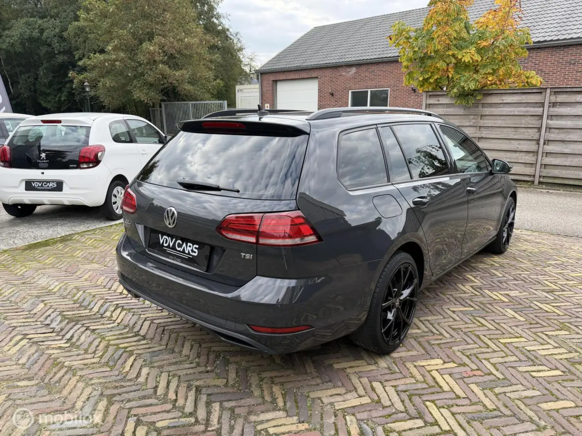 1.0TSI 110pk Airco | Carplay | PDC | LMV