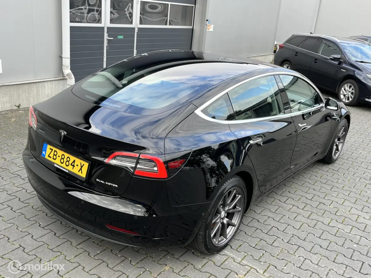 Long Range AWD 75 kWh, Netjes , 85 % soh , Vol